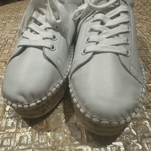 Fabulous Steve Madden Sneakers